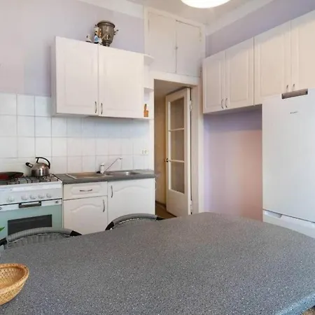 Apartment Center Huge 3-bedroom
