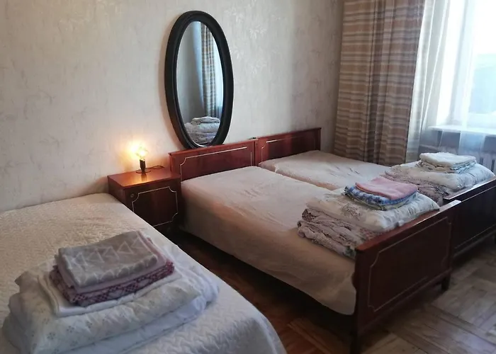 Center Huge 3-bedroom 아파트 탈린