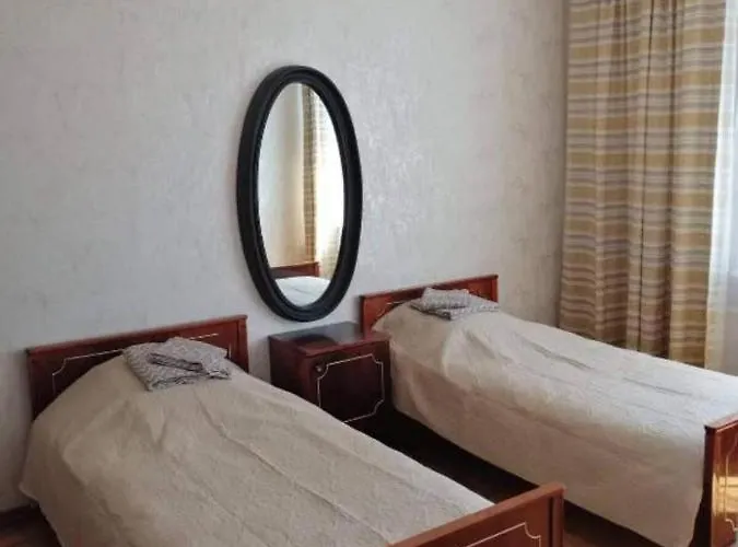 Center Huge 3-bedroom * 탈린