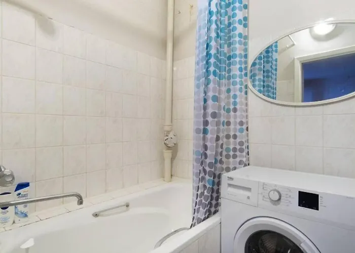 아파트 Center Huge 3-bedroom *